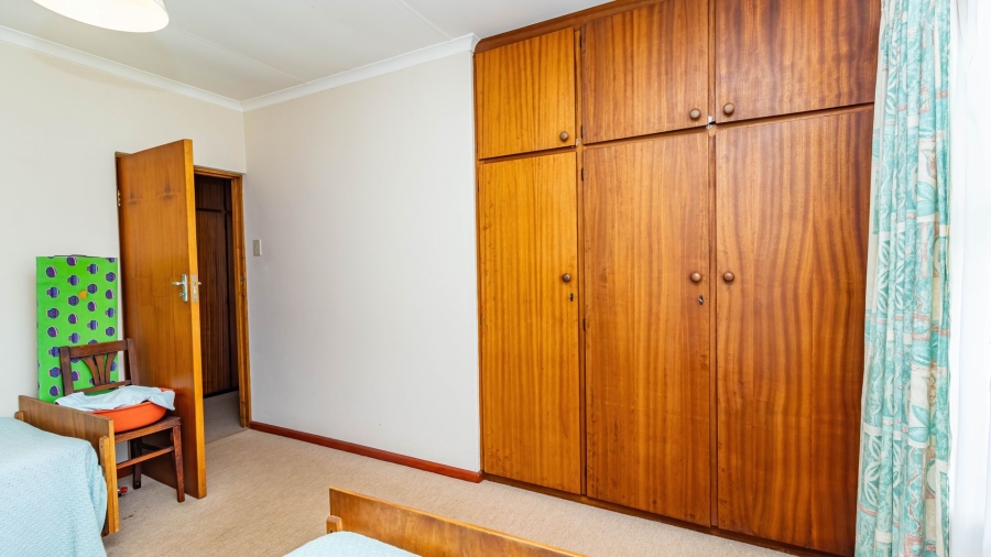 4 Bedroom Property for Sale in Bayview Western Cape